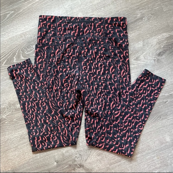 Sweaty Betty 7/8 Leggings with Pockets - Picture 5 of 12